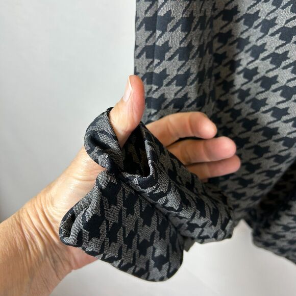 Rhone NWT Black Gray Houndstooth Seamless Base Layer 1/4 Zip LS Active Top Sz XL - Picture 6 of 15